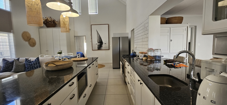 3 Bedroom Property for Sale in Stilbaai Wes Western Cape